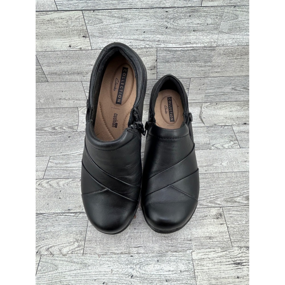 Clarks Collection Black Leather Shooties Side Zip Cushion‎ Soft Women Size 6.5M